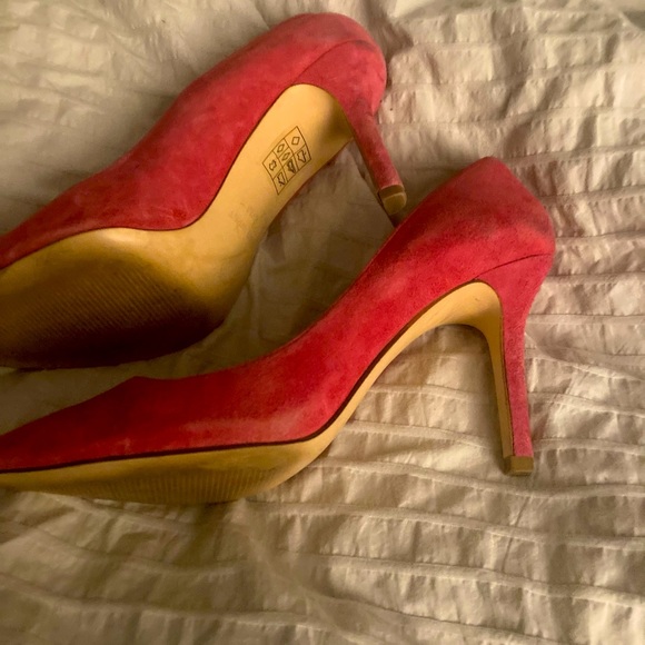 Nine West suede pumps - Picture 2 of 2